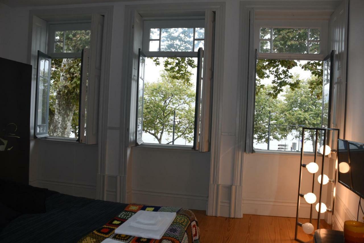 14º Esquadra — Cais Pedras Oporto